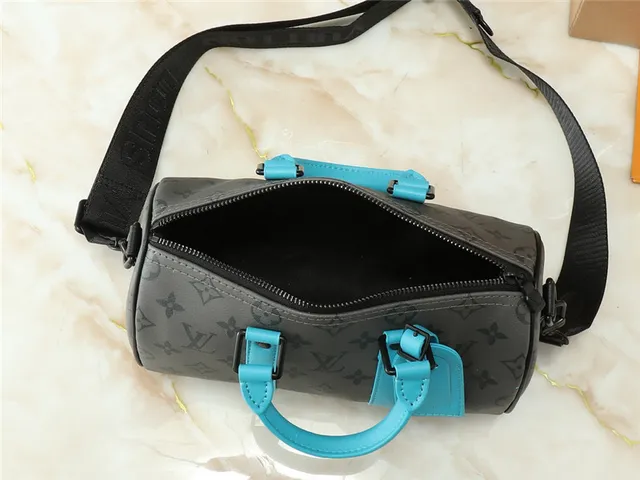 Louis Vuitton हरी भूरी रंग का मोनोग्राम कैनवास सिलिंड्रिकल बैरल बॉस्टन बैग 2