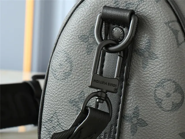 Louis Vuitton हरी भूरी रंग का मोनोग्राम कैनवास सिलिंड्रिकल बैरल बॉस्टन बैग 5