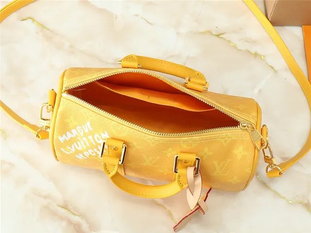 Louis Vuitton हरी भूरी रंग का मोनोग्राम कैनवास सिलिंड्रिकल बैरल बॉस्टन बैग 20
