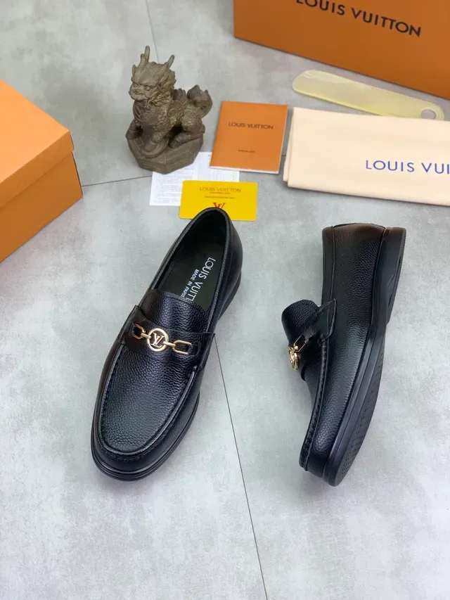 Louis Vuitton Horsebit 1955 Black Pebbled Leather Loafer 5