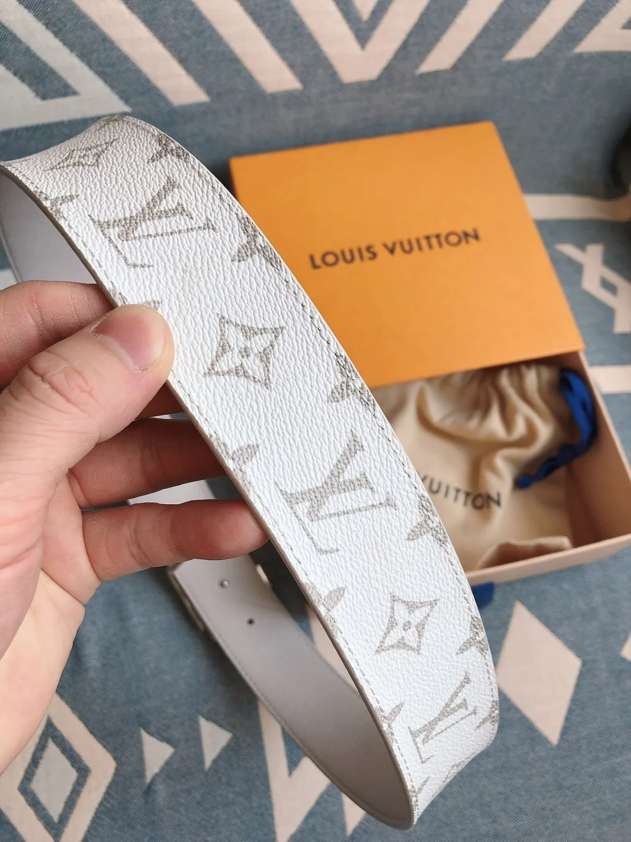 Louis Vuitton LV Belt Twist White Monogram Leather Belt 5
