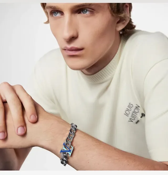 Louis Vuitton LV Chain Bracelet Silver Blue Curb-Link Enamel Logo Bracelet 3