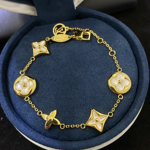 Louis Vuitton LV Flor Madrepérola Quatrofolha Braceletes Corrente 6