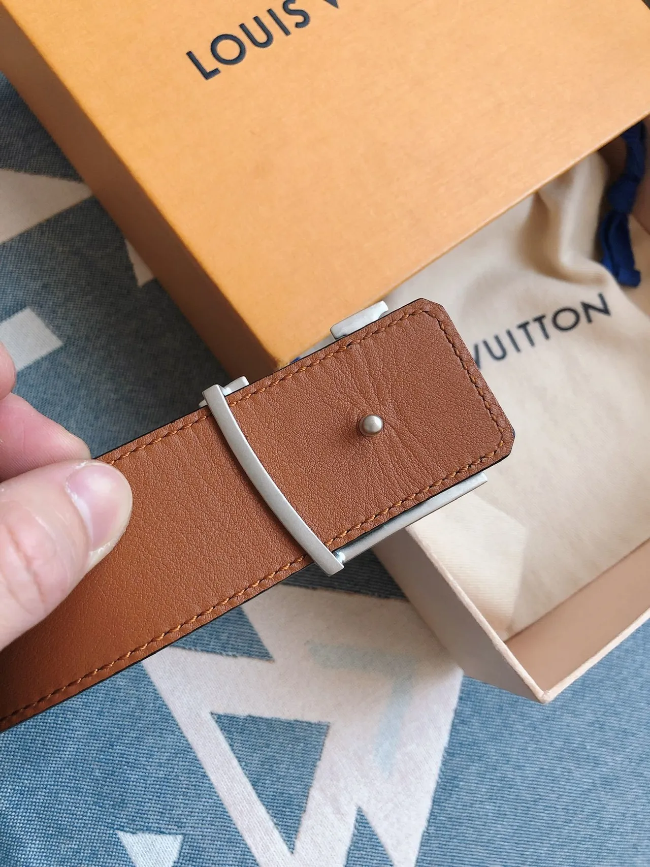 Louis Vuitton LV Initiales Black Leather Belt 6