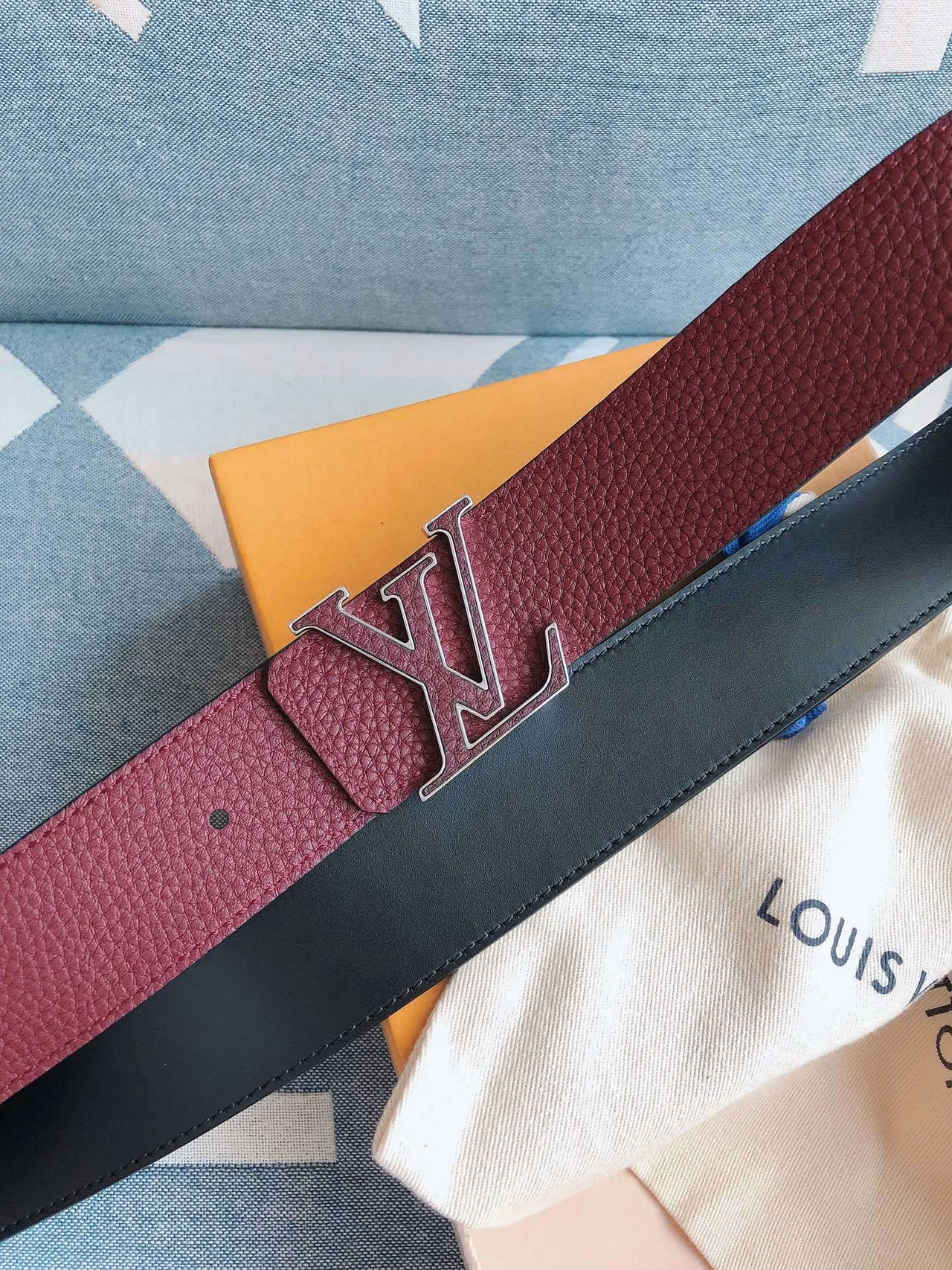 Louis Vuitton LV Initiales Burgundy Pebbled Leather Belt 4