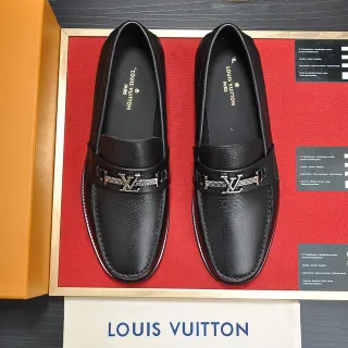 Louis Vuitton LV লোফার কালো দানাযুক্ত চামড়া ধাতু বাকল লোফার