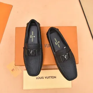 Louis Vuitton LV Logo Mocasin Negro Cuero Granulado