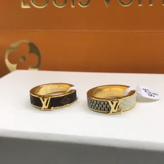 Louis Vuitton LV Bague Monogramme Noir et Blanc Doré