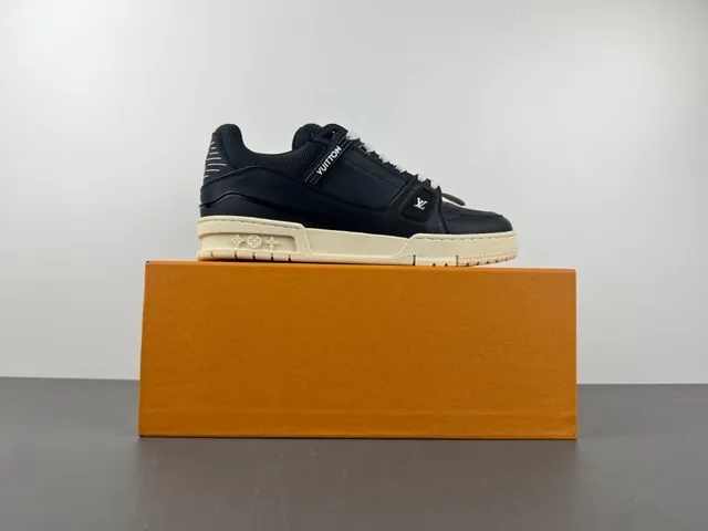 Louis Vuitton LV Trainer Black Beige Chunky Platform Sole Layered Upper Lifestyle Sneakers 14