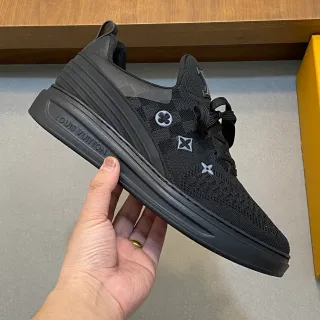 Louis Vuitton LV Trainer Negro Plata Tejido Monograma Parte Superior Suela de Goma Esculpida Zapatillas Lifestyle