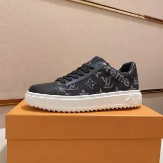 Louis Vuitton LV Trainer Negro Blanco Monograma Lienzo Cuero Toe Cap Lifestyle Sneakers