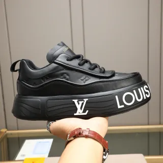 Louis Vuitton LV Trainer Preto Branco Monogrammed Couro Oversized Plataforma Sola Lifestyle Sneakers