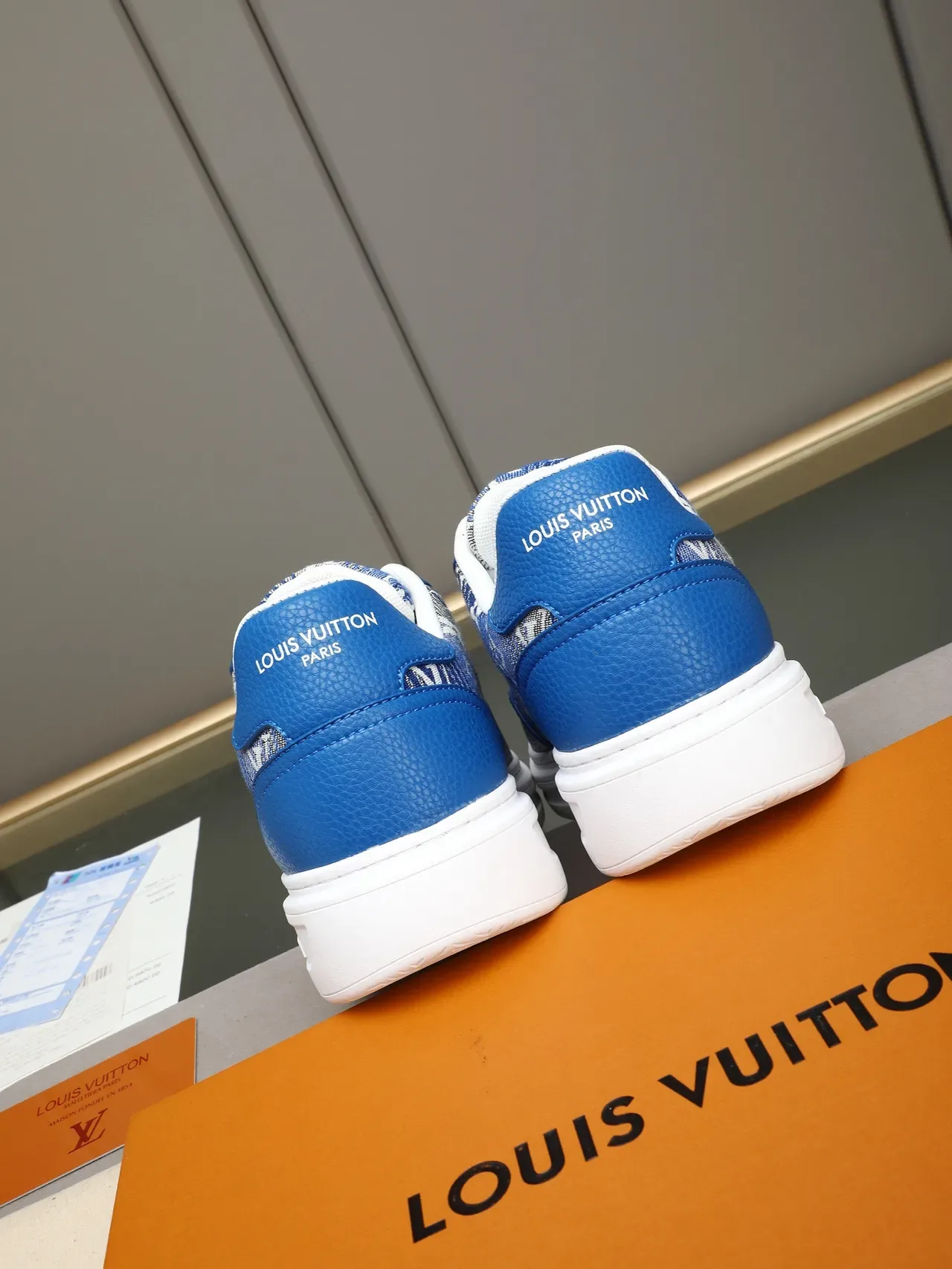 Louis Vuitton LV Trainer Sneakers Lifestyle Bleu Blanc Low-Top Monogrammé Textil 3