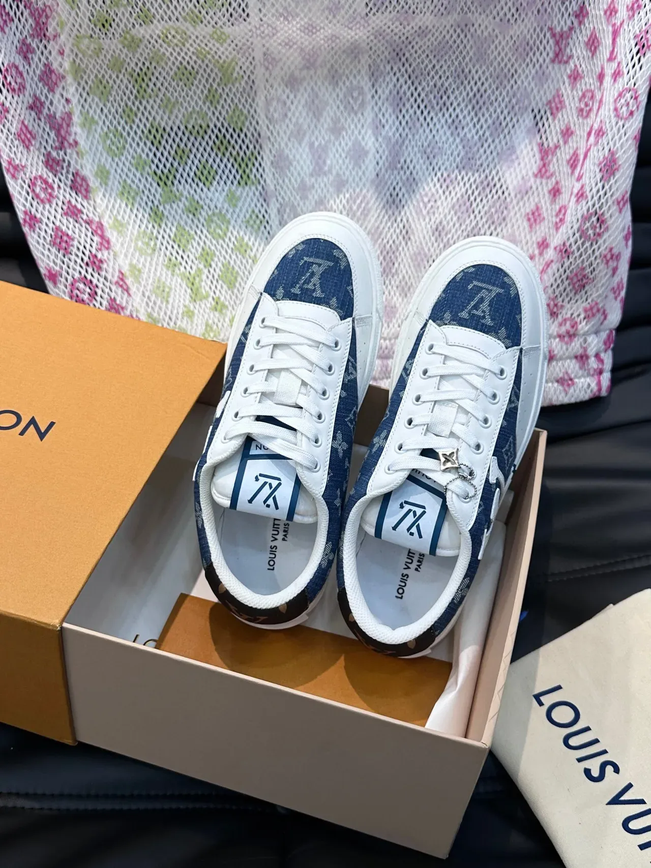 Louis Vuitton LV Trainer Blue White Monogram Denim Upper Leather Overlays Lifestyle Sneakers 4