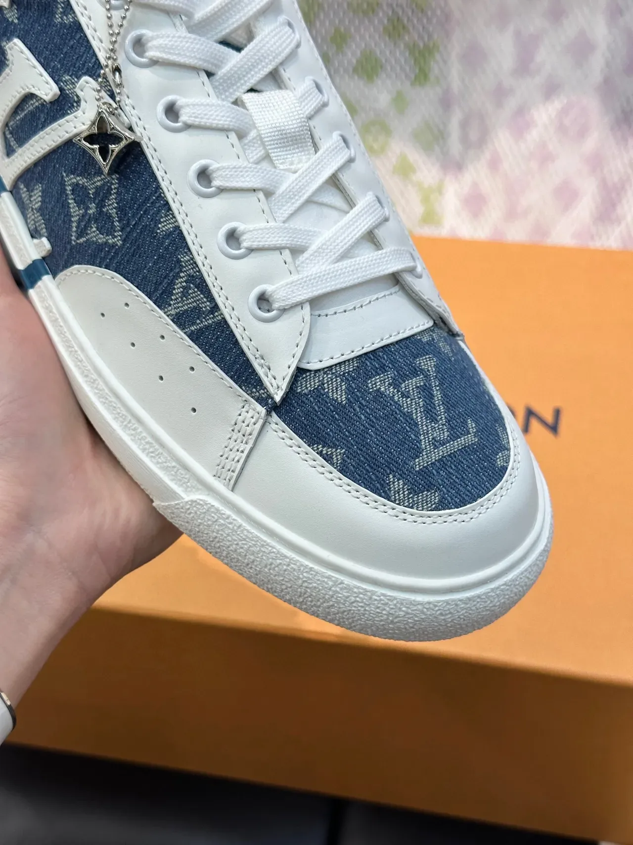 Louis Vuitton LV Trainer Blue White Monogram Denim Upper Leather Overlays Lifestyle Sneakers 7