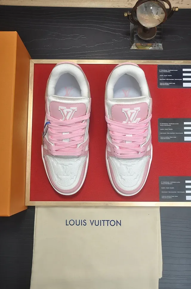 Louis Vuitton LV Trainer Tênis Lifestyle Rosa Branco Low Top Sola em Camadas 5