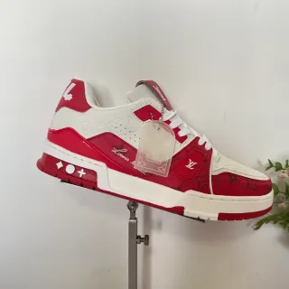Louis Vuitton LV Trainer Rojo Blanco Piel Monograma Suela Gruesa Capas Zapatillas Lifestyle