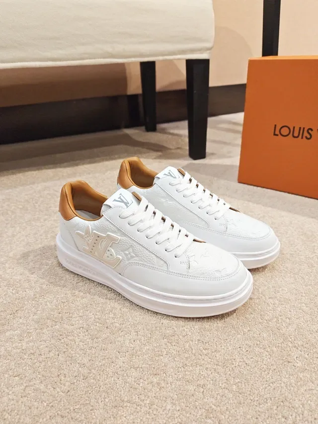 لويس فتون LV Trainer أحذية رياضية بيضاء بيج جلد مطبوع مونوجرام منخفضة الارتفاع منصة أسلوب حياة 4