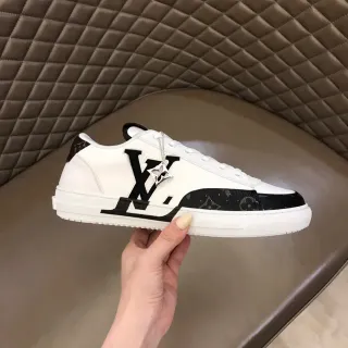Louis Vuitton LV Trainer Tênis Lifestyle Brancos e Pretos Low-Top Monogrammed Toe Cap
