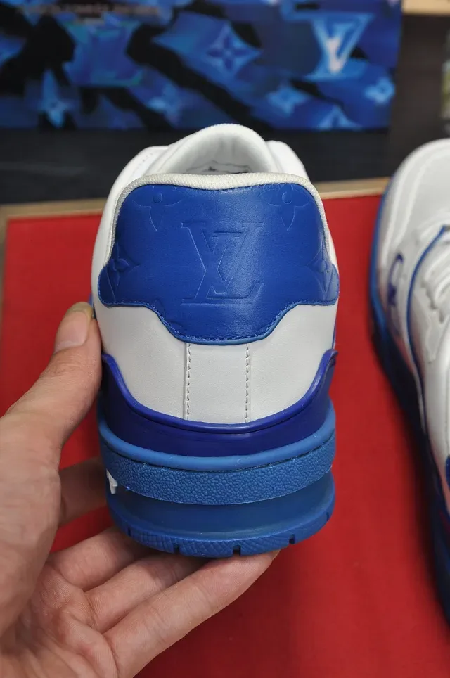 Louis Vuitton LV Trainer Chaussures Lifestyle Blanc Bleu Cuir Supérieur Royal Contrast Trim 3