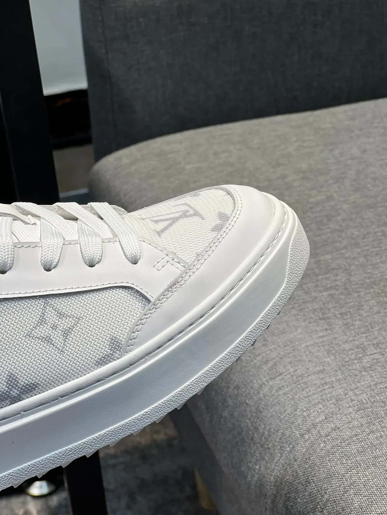 Louis Vuitton LV Trainer White Gray Monogrammed Canvas Upper Platform Sole Lifestyle Sneakers 3