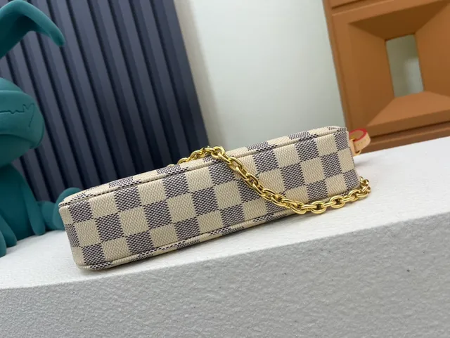 Louis Vuitton Mahjong Damier Azur Beige Gray sac à chaîne 3
