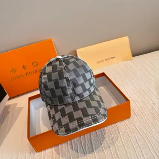 Louis Vuitton 单色几何格纹棒球帽