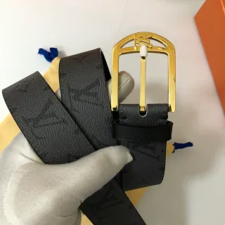 Louis Vuitton Monogram Belt 黑色金色扣环皮革腰带