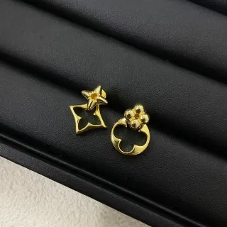 Louis Vuitton Brincos Stud com Monograma Flower e Quatrefoil