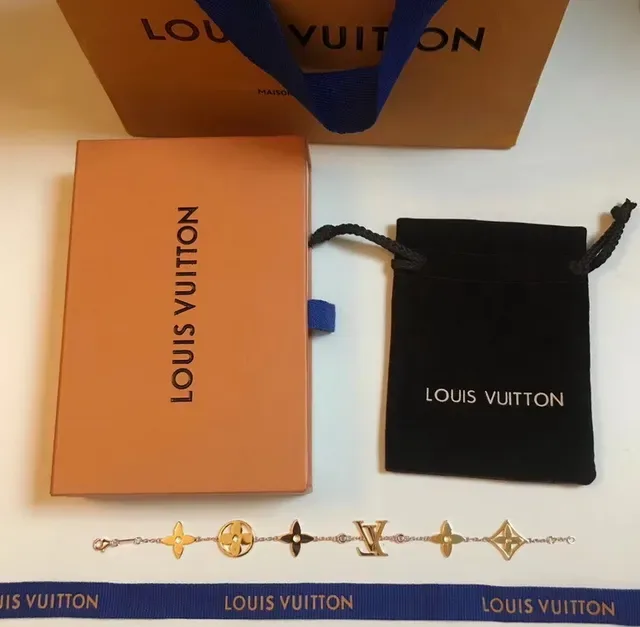 Louis Vuitton Monogram Flower Chain Gold-Tone Bracelet 9