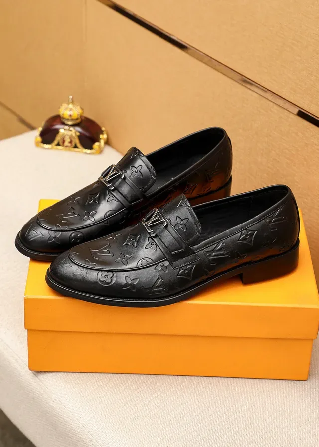 Louis Vuitton Monogram Mocassins Cuir Noir 3