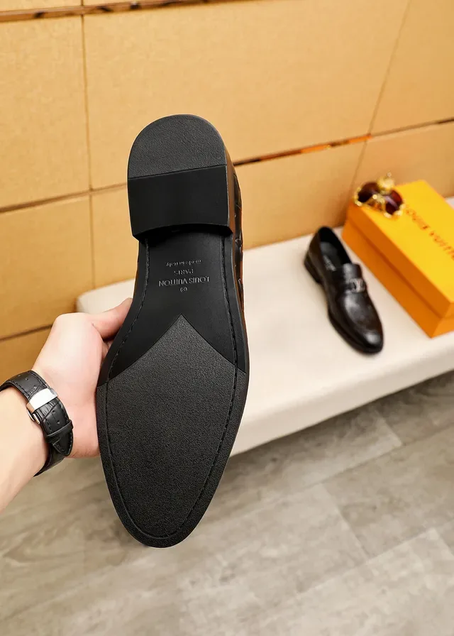 Louis Vuitton Monogram Mocassins Cuir Noir 9