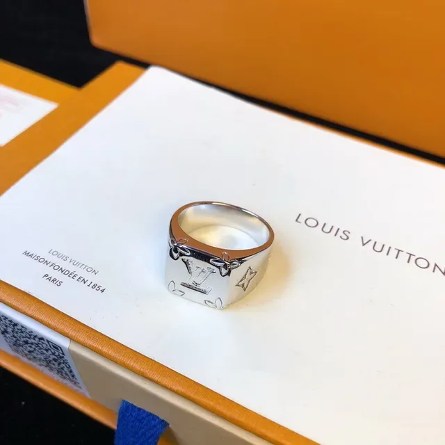 Louis Vuitton Monogram Signet Ring Polished Silver Ring 3