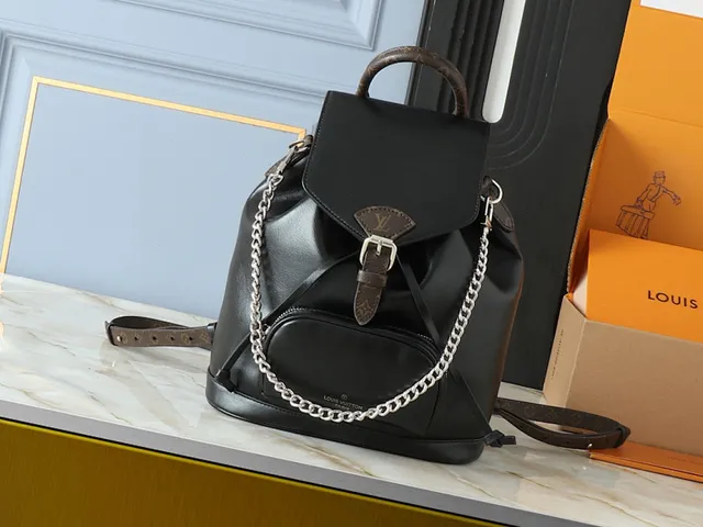 Louis Vuitton Montaigne preto marrom couro liso corpo monogram borda mini mochila 2