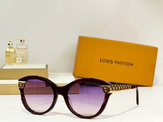 Louis Vuitton Oversized Round Gradient Sunglasses 3