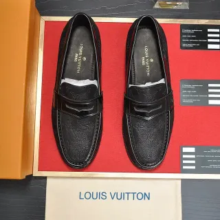 Louis Vuitton Penny Loafer Cuero de Grano Texturizado Negro