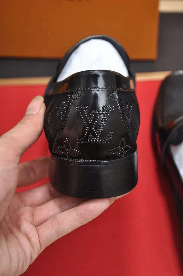 Louis Vuitton Penny Loafer Cuir grain texturé Noir 2
