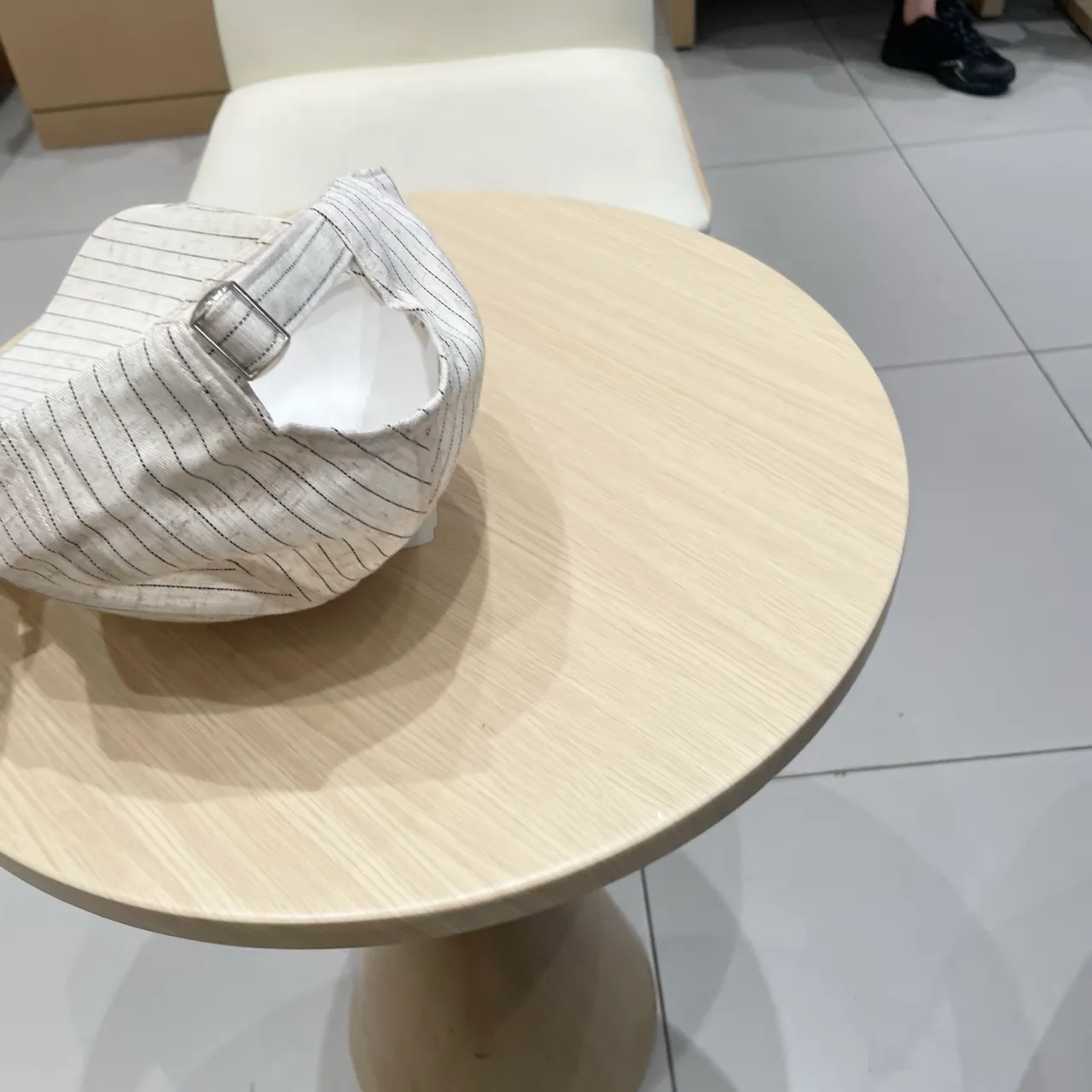 Louis Vuitton धारीदार लेस मोनोग्राम बेसबॉल कैप 3