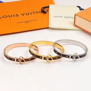 Louis Vuitton سوار بنجل لمسة موونوغرام جلد مطلي مع مفصل
