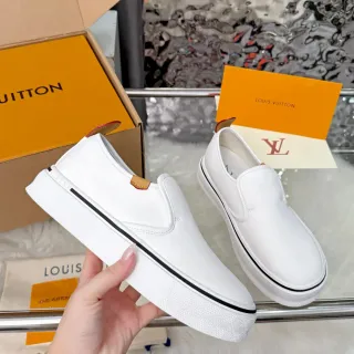 Louis Vuitton Zapatillas Lifestyle Slip-On con Suela de Plataforma Blancas y Negras