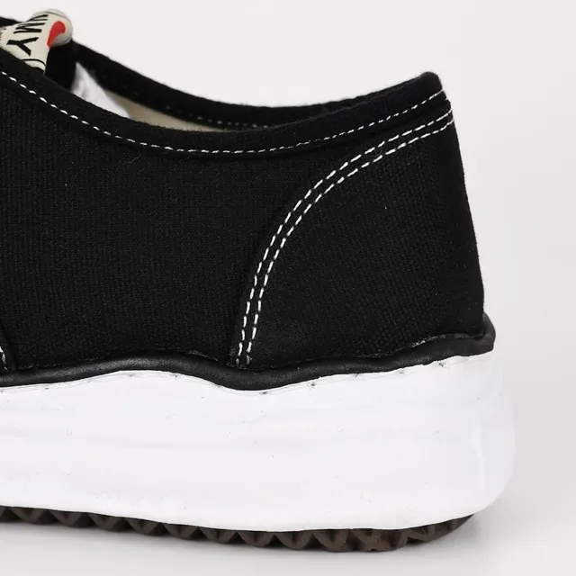 MMY Sneakers Noires et Blanches avec Canvas Upper et Midsole Sculpté 4