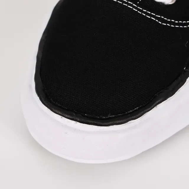 MMY Sneakers Noires et Blanches avec Canvas Upper et Midsole Sculpté 5