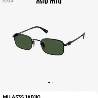 Miu Miu A53S 1AB110 काला फ्रेम हरा लेंस सनग्लास