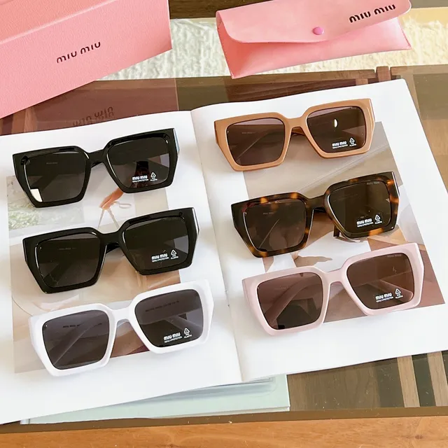 Miu Miu Arcadie Óculos de Sol Marrom Bege Oversized Armação Quadrada Acetato Tartaruga 3