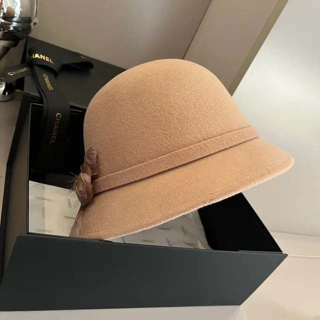 Miu Miu Beige Black Fedora de fieltro estructurado con ala ancha 7