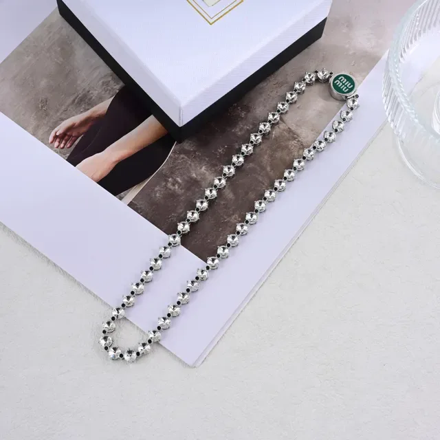 Miu Miu Pulseira Logo Prata Verde Cristais Pavé Fecho 4
