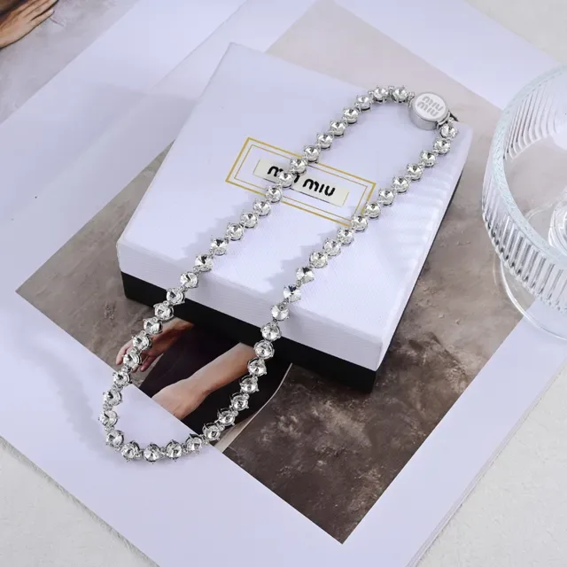 Miu Miu Pulseira Logo Prata Verde Cristais Pavé Fecho 7