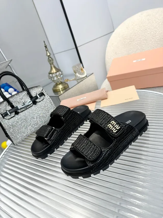 Miu Miu Wander Sandales Casual Noir et Beige à Double Sangle en Raffia Tressé 6