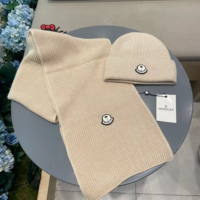 Moncler Beige Bonnet tricoté côtelé à manchette pliée 3