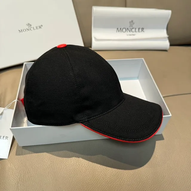 Moncler أسود أحمر بناء سداسي اللوحات شعار مطرز قبعة بيسبول 6